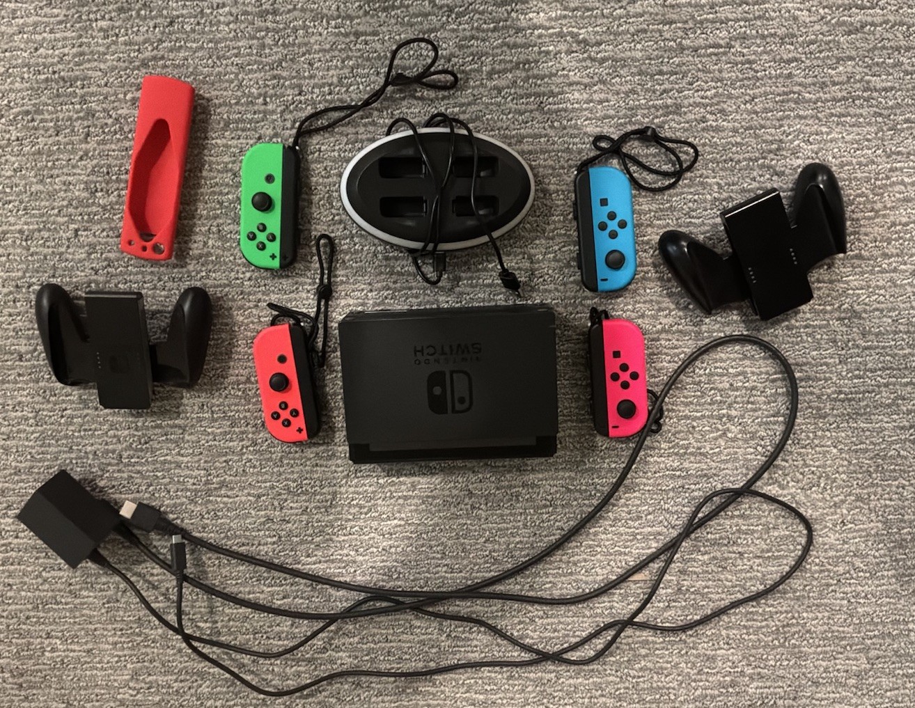 Nintendo Switch 32GB Console w/  Red and Blue Joy-Con +2  Joy Con Charging Dock