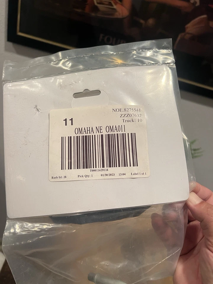 Napa 624-122 Transmission Oil Cooler Return Line Foto 3 de 4