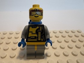 Vintage LEGO Unitron Chief SP049 Minifigure 1994 Space w/ Helmet & Visor