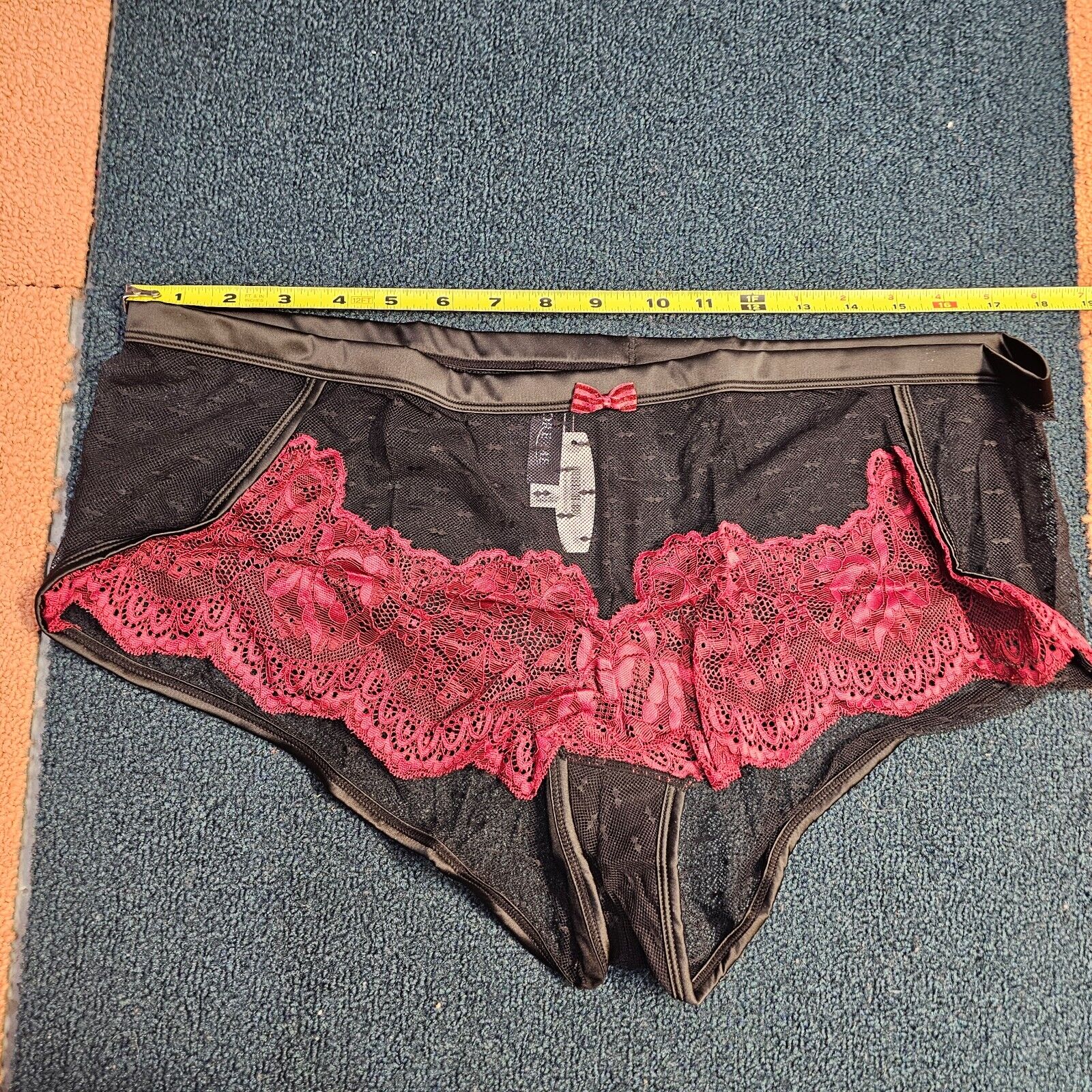 Picture 1 of 4