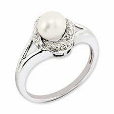 STERLING SILVER DIAMOND AND FRESHWATER CULTURED PEARL RING- SIZE 7