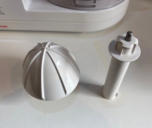 Moulinex MasterChef 650 Food Processor With Attachments Great Condition - Picture 16 of 24