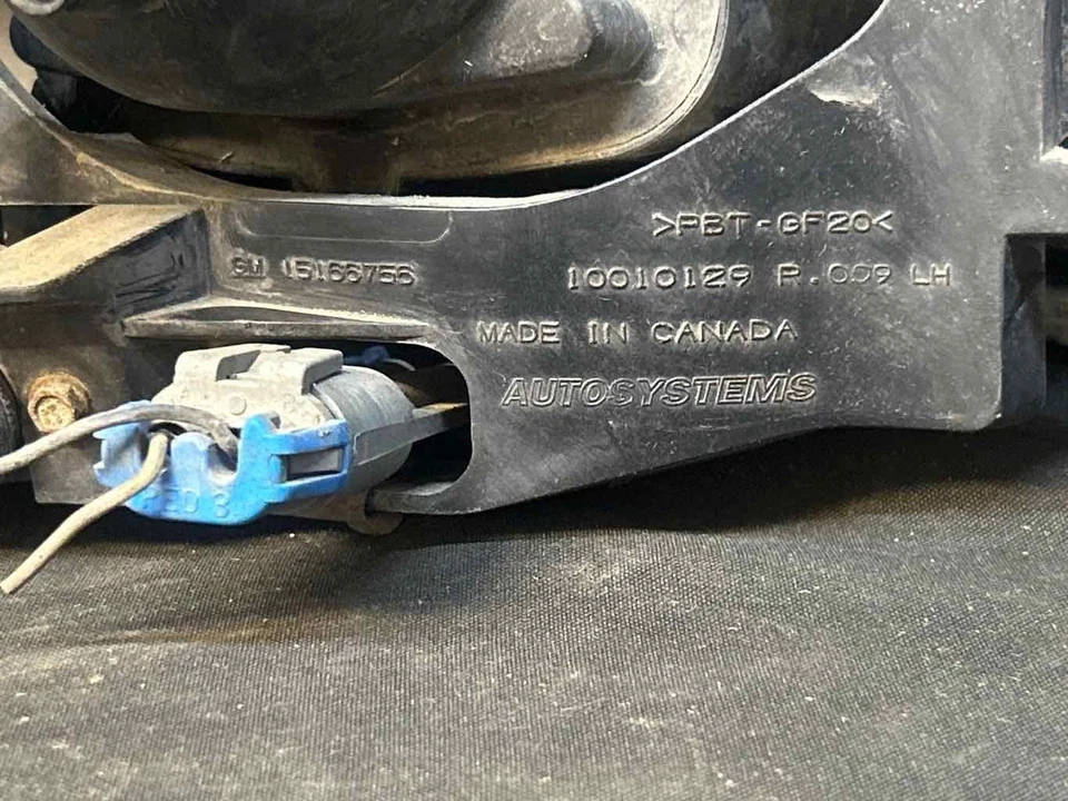 Fits 2001-06 GMC YUKON XL 1500 Left Headlamp OEM:15218077 Foto 3 de 4