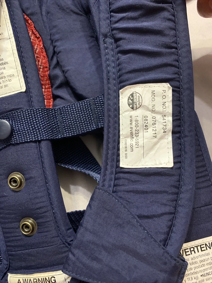 Portabebés Evenflo Snugli Delantero y Trasero Bronceado Excelente Estado, 4 a 5 Meses Foto 3 de 4