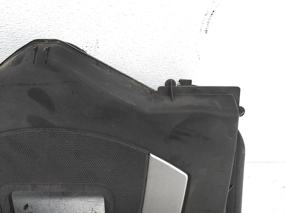 2006-2007 Mercedes-Benz C280 Air Intake Cleaner Filter Box 273-090-09-01 - Image 3 of 4