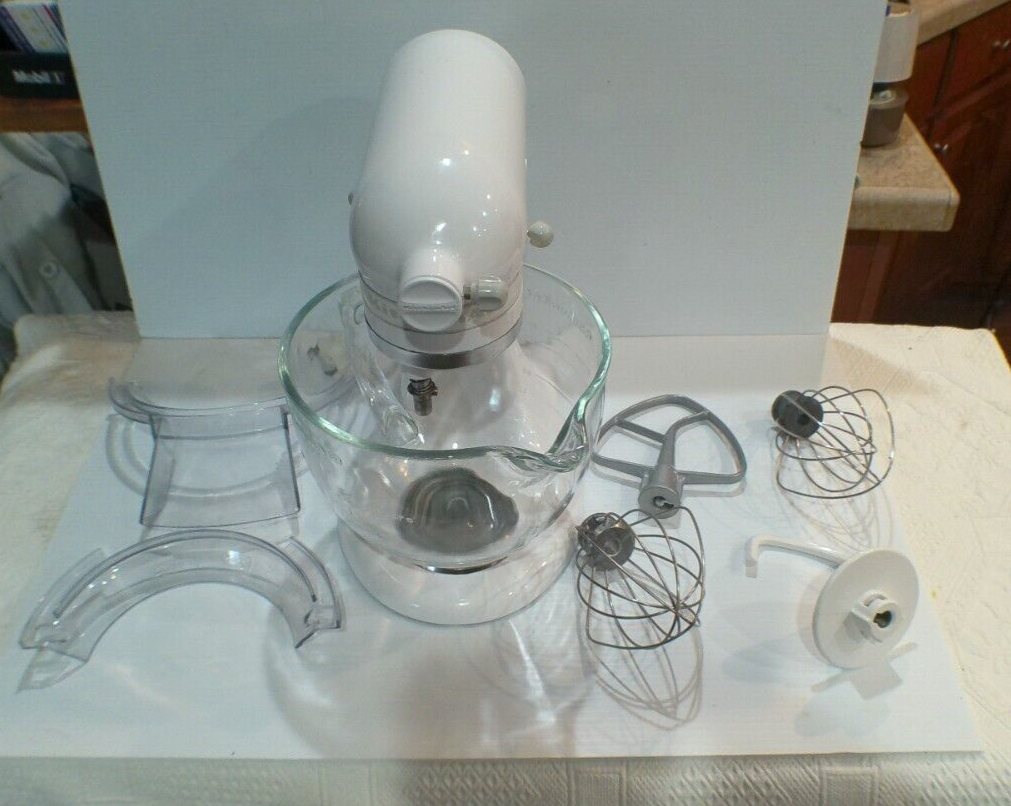 KitchenAid KSM90 300W Ultra Power Mixer White -tilt head