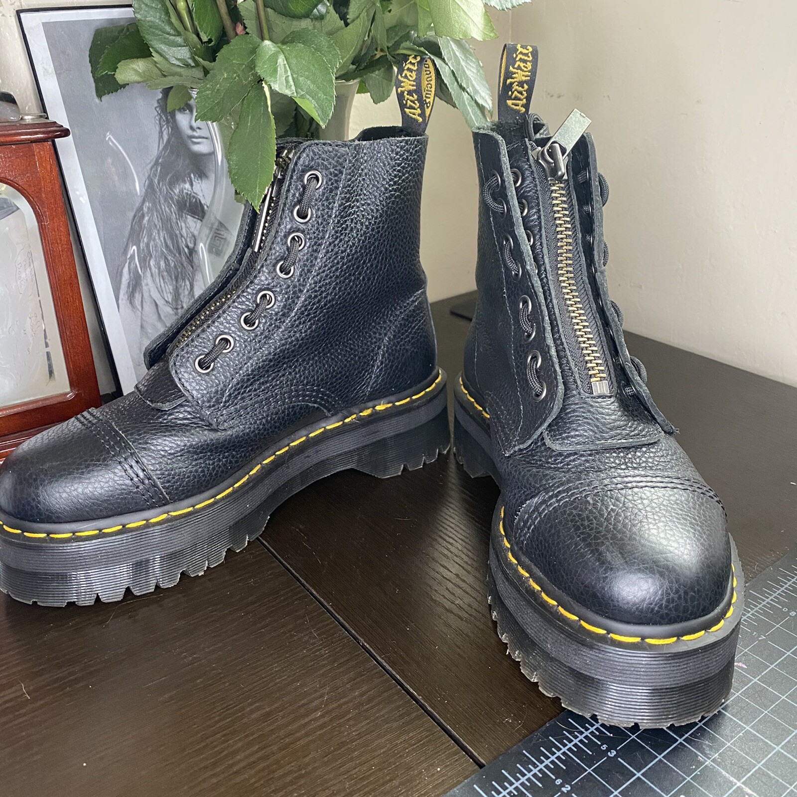 dr martens platform sinclair boots