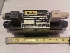 Parker D3W1DYY -14 Directional Control Valve One Size New Old Stock