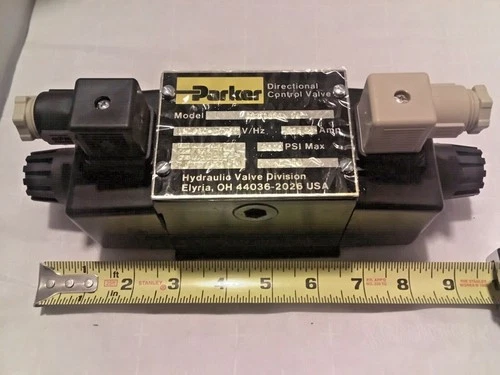 Parker D3W1DYY -14 Directional Control Valve One Size New Old Stock