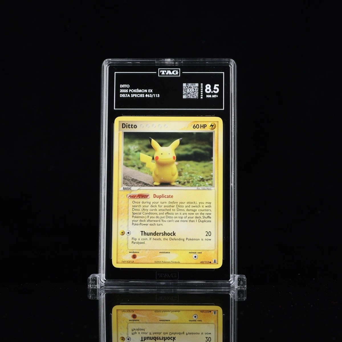 Pokémon TCG 8.5 Graded Pikachu Individual Collectible Card Game
