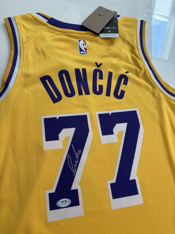 🔥🏀 Luka Doncic Hand Signed Los Angeles Lakers Jersey, PSA COA! 🏀🔥