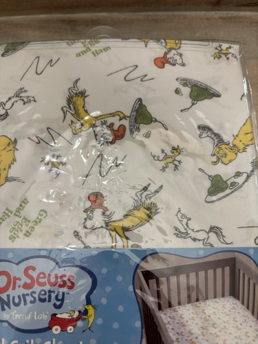 Dr. Seuss Nursery Fitted Crib Sheet 100% Cotton Green Eggs And Ham NEW - Picture 2 of 7