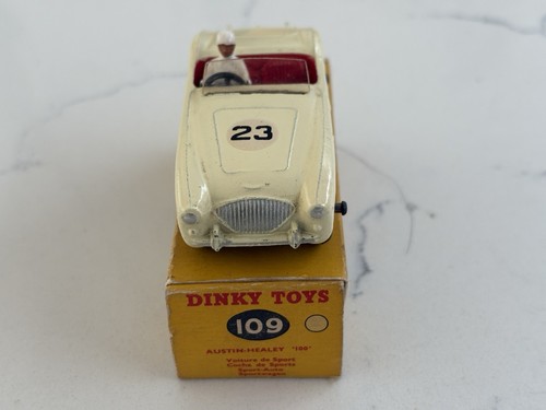 DINKY 109 AUSTIN HEALEY 100 SPORTS, CREAM, VERY NEAR MINT, GOOD ORIGINAL BOX - Picture 2 of 10