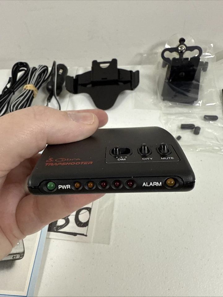 Vintage Cobra Trapshooter Model No: RD-3120 Radar Detector - Image 4 of 4