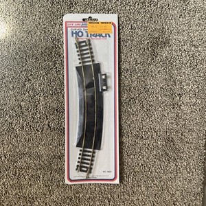 Ho Scale Radius Crossing
