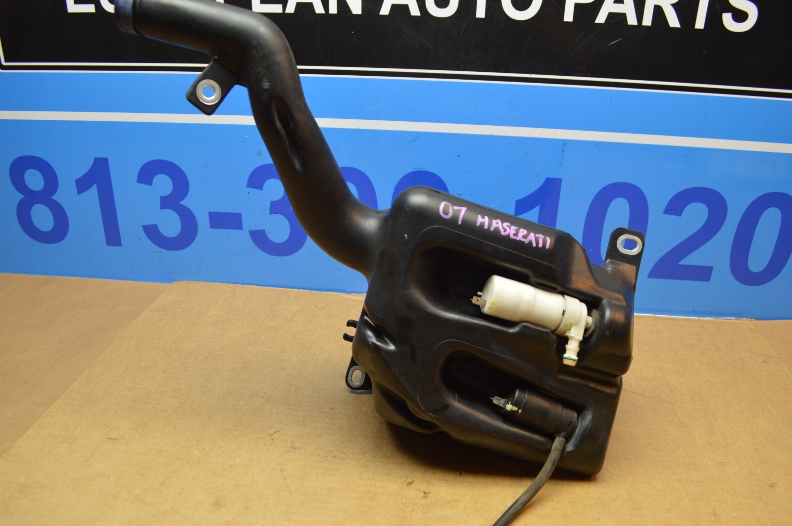 2007 M139 MASERATI QUATTROPORTE WINDSHIELD WASHER RESERVIOR TANK