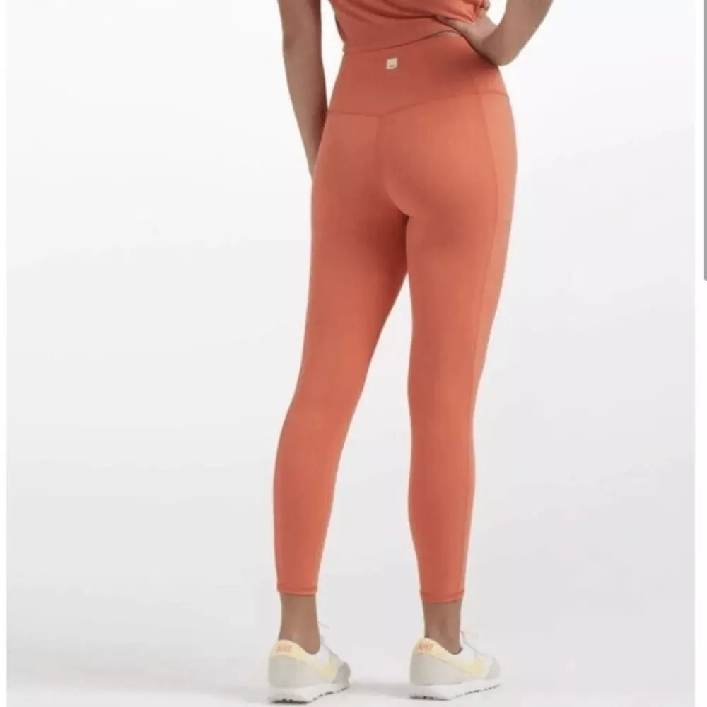 vuori studio pocket leggings