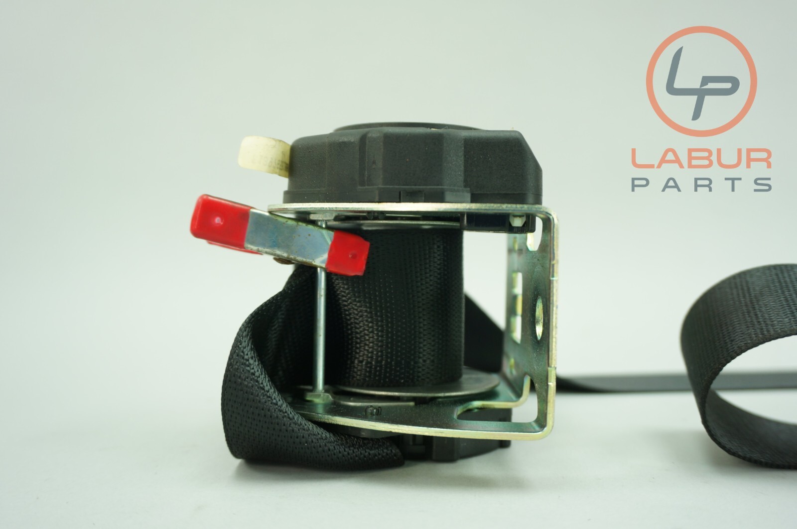 M139 09-13 Maserati Quattroporte Rear Middle Passenger Seat Belt Seatbelt A1039