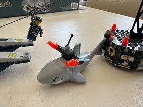 LEGO Agents Mission 4 Speedboat Rescue (8633) - Complete in Excellent Condition