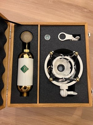 Soyuz 017 FET Large-diaphragm Condenser Microphone *with 017 Series Pop Filter*