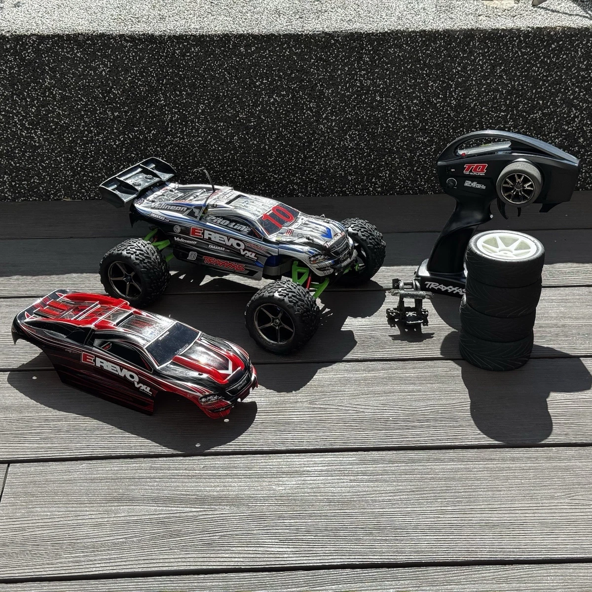 Aile Traxxas 7122G Pour 1/16 E-Revo – Finition Exo-carbone + Autocollants Inclus