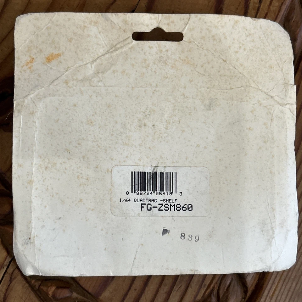 Case IH 9380 4wd tractor quad trac SCALE MODELS 1/64 NIP  - Image 2 of 4