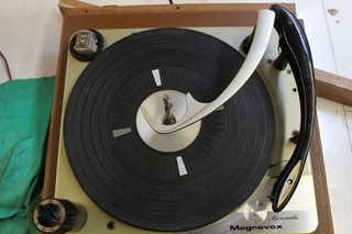 Giradischi Magnavox Micromatic Stereo 4 Velocità Vintage Made In England