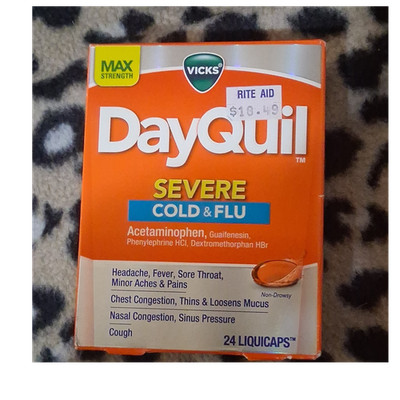 Vicks DayQuil Severe Cold & Flu LiquiCaps Non-Drowsy 24 Count, Exp 06/2027