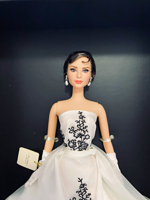 Mattel Barbie Collector Gold Label Audrey Hepburn als Sabrina Puppe 2013 OVP