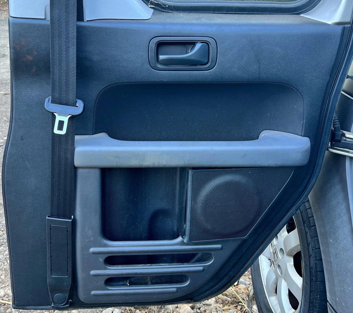 Honda element outlet door panel