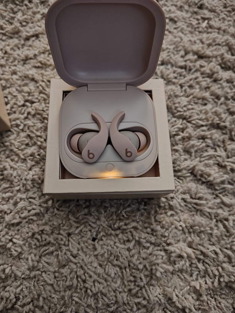 Beats Fit Pro True x Kim Wireless Noise Cancelling Earbuds - Moon
