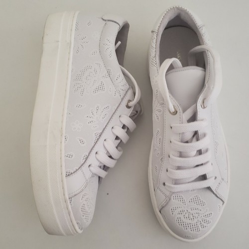 Saks Fifth Avenue Womens Lace Up Platform Sneaker Shoe Size 6 EUR 36