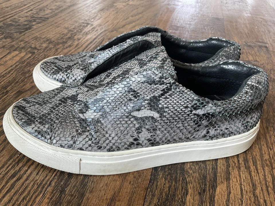 J Slides NYC Slip On Snake Print Sneakers Gray/Black Women's US Size 7M - Image 4 of 4