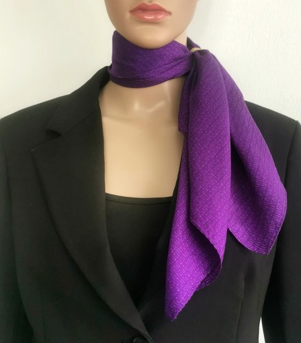 Thierry Mugler Seidentuch. Gebraucht in gutem Zustand. 100% Seide. 65cm*65cm