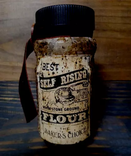 Handmade Grunge Jar Best Self Rising Flour Primitive Vintage-Style Label