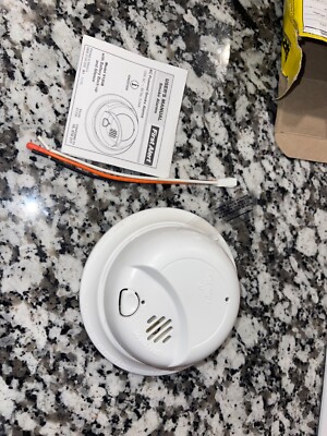 First Alert Hardwired Smoke Alarm with Battery Backup - White (9120B)