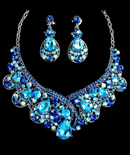 Teardrop Accented Aqua Blue Crystal Stones Embellished Necklace Set Evening