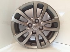 2015 TOYOTA YARIS {PP} 94J15X5J SCUFFED ON RIM AND SPOKES