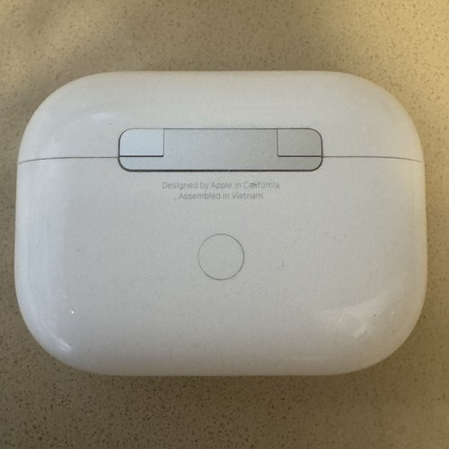 Airpods Pro 1st Generation with Wireless Charging case (LIGHTNING) - Zdjęcie 7 z 13