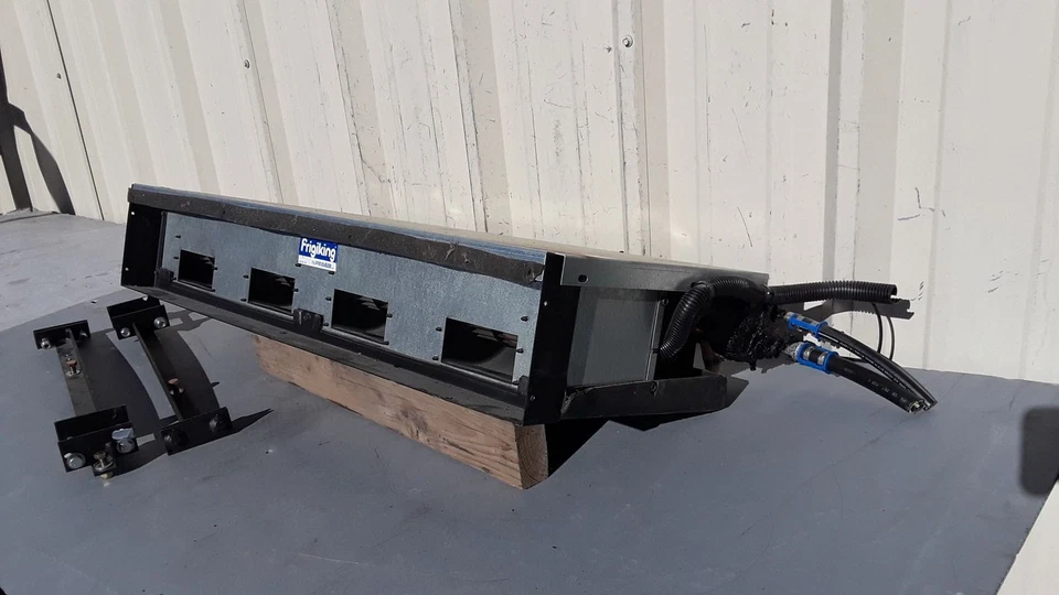 10-18 MERCEDES BENZ SPRINTER 2500 CEILING MOUNTED AIR CONDITIONER AFTERMARKET - Image 2 of 4