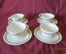 CORELLE- SET OF 4- HOOK HANDLE TEA/ COFFEE CUP & SAUCER- CRAZY DAISY 