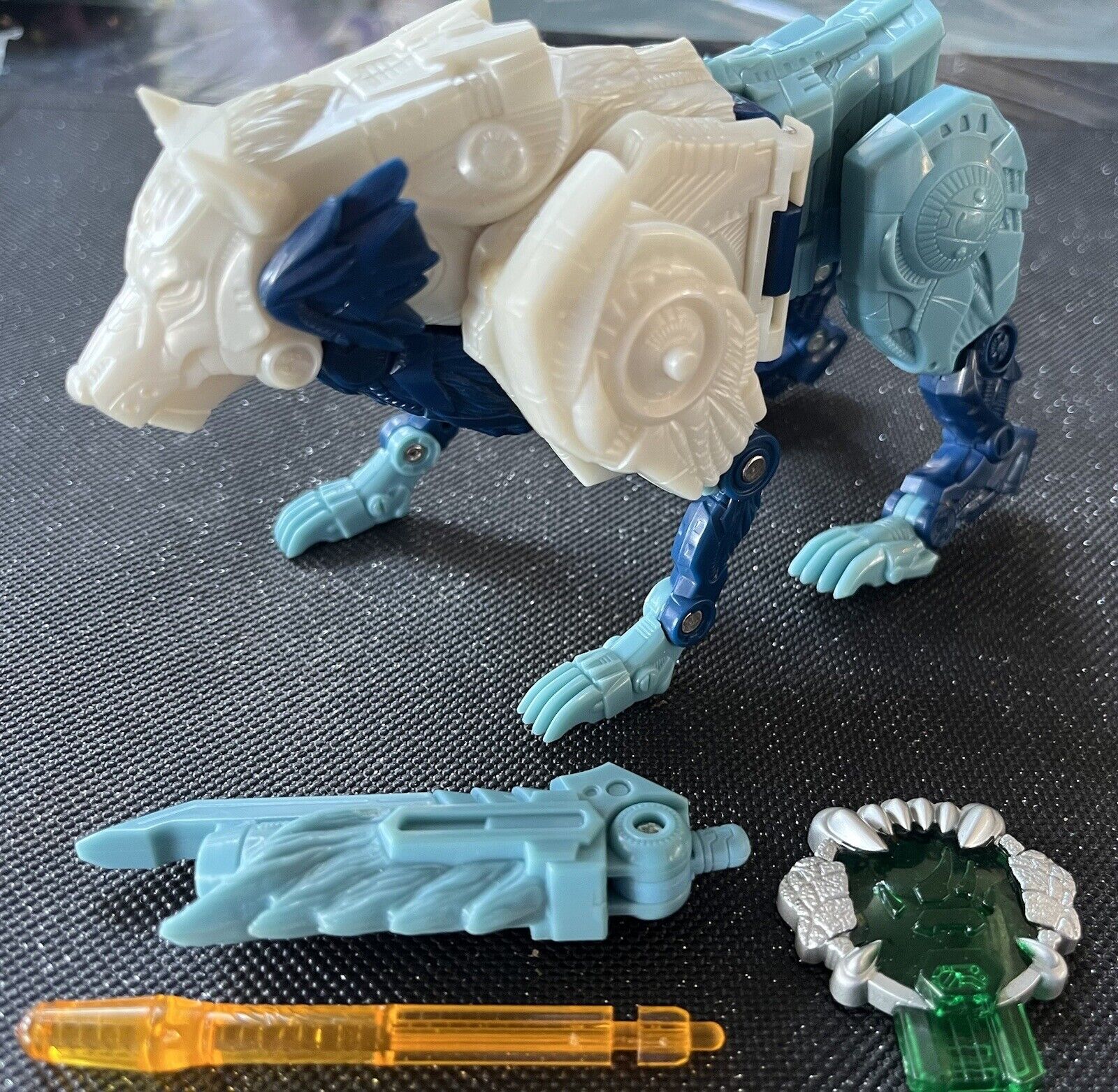 Takara Tomy/Hasbro Transformer GC-14 FANG WOLF/SNARL/WEIRD WOLF PROTOTYPE Rid