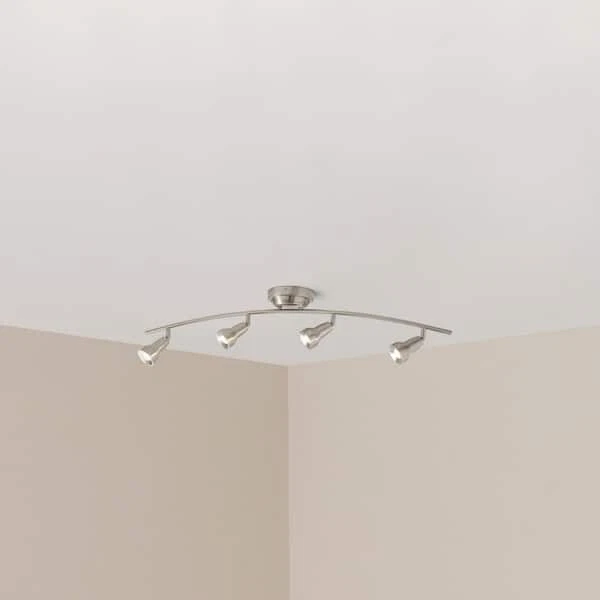 Hampton Bay Kelso 3 ft 4 luces níquel satinado LED riel fijo con cabezales de 300 lúmenes Foto 2 de 4