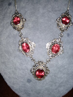 Artisan Crafted Living Coral Quartz 18''Necklace/SSilver (26.12 g) TCW=14.39