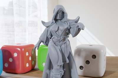 Julia Helmet - 3D Printed Minifigure - Proxy Minis for DnD, Baldurs Gate, Tablet