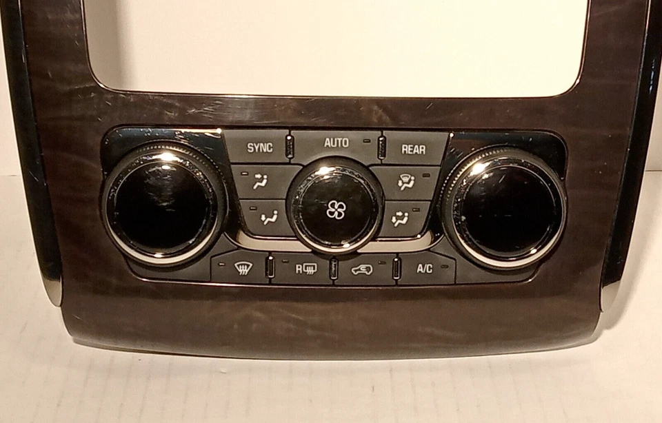 2015 BUICK ENCLAVE TEMPERATURE CONTROL PANEL, 23158335 - Изображение 4 из 4