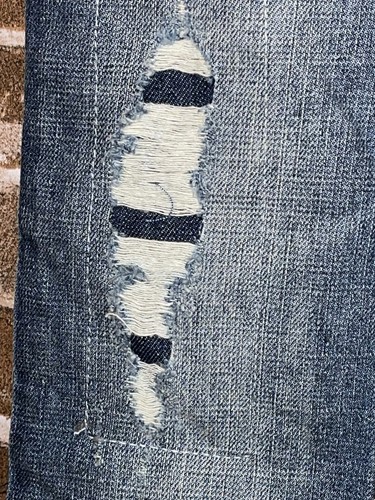 NWT JUSTICE GIRLS JEANS 7 REGULAR SKINNY SIMPLY LOW JEANS PATCHED HOLES BLEACH S - Picture 2 of 5