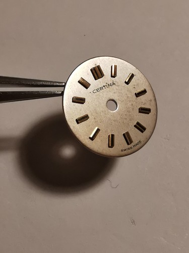 Cadran De Montre Certina Bleu Avec Index Appliqués - Diamètre 13.5 Mm - Pour Mouvement Mécanique - Neuf Avec Défauts