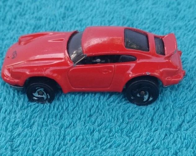 De colección 1974 Malasia Hot Wheels rojo 911 Porsche BW Foto 3 de 4