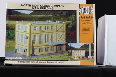 CON-COR NORTH STAR GLASS COMPANY MAIN BUILDING HO SCALE BUILDING KIT #002-009070